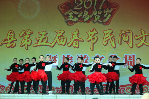 文化活水潤(rùn)山城 石泉縣以社團(tuán)為紐帶增強(qiáng)凝聚力